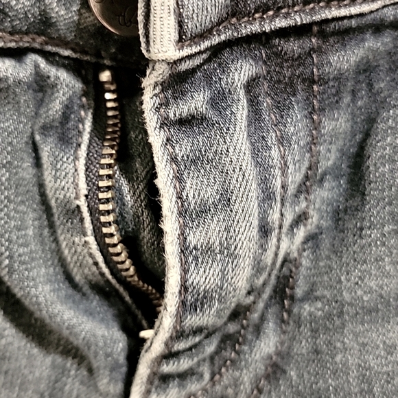 Kut from the Kloth size 2 jeans - Picture 9 of 10